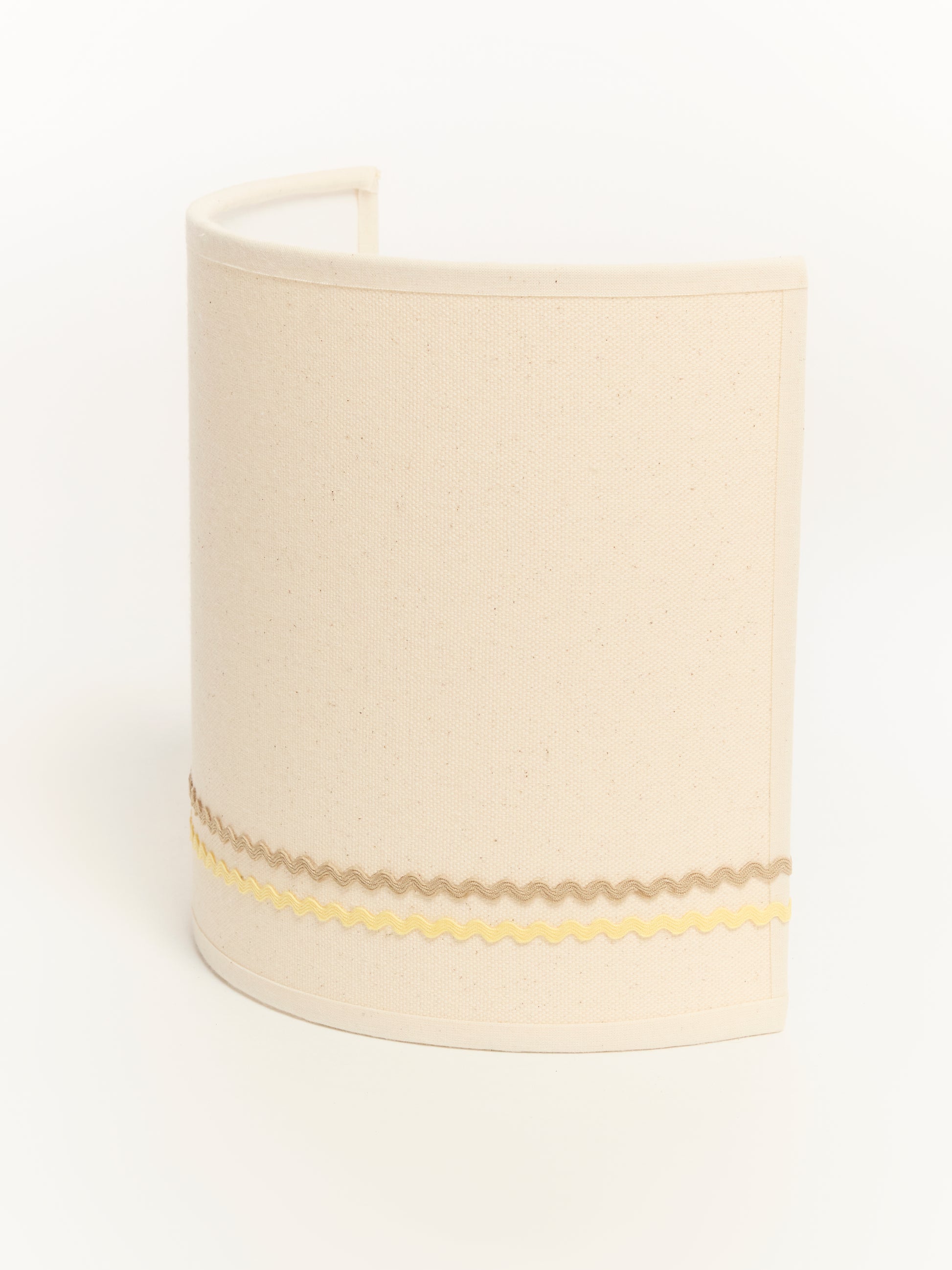 Beige / Jaune Beurre
